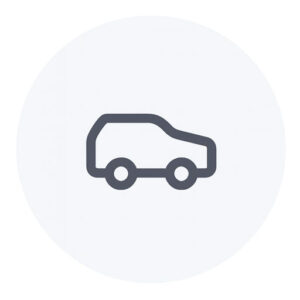 Graues Auto-Symbol auf hellblauem Hintergrund